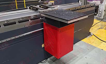 氣動(dòng)換下模裝置