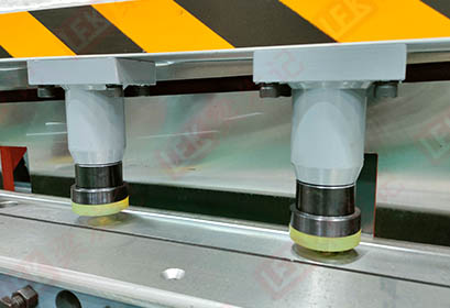 鐳射光線剪切對(duì)照系統(tǒng)